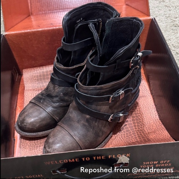 Freebird Crue Boots - Picture 2 of 9